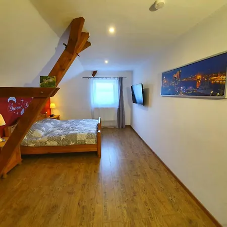 Tolstefanz Apartament *